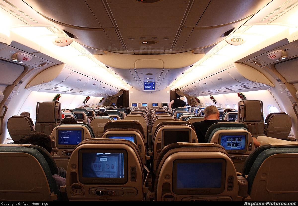 Singapore Airlines' interior | airplane-pictures.net