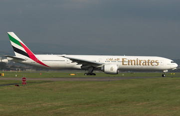 A6-EBD - Emirates Airlines Boeing 777-300ER
