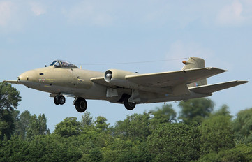 XH131 - Royal Air Force English Electric Canberra PR.9