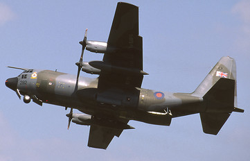 XV292 - Royal Air Force Lockheed Hercules C.1P