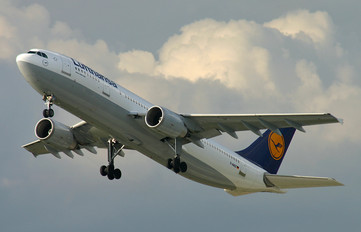 D-AIAZ - Lufthansa Airbus A300