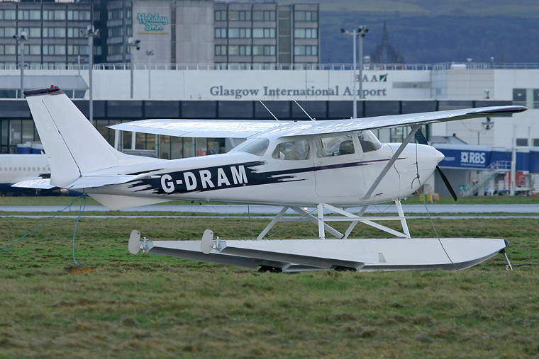 Private G-DRAM aircraft at Glasgow