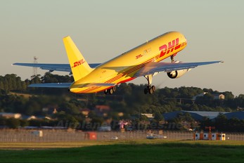 G-BIKN - DHL Cargo Boeing 757-200F