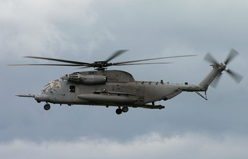 69-5796 - USA - Air Force Sikorsky MH-53M Pave Low