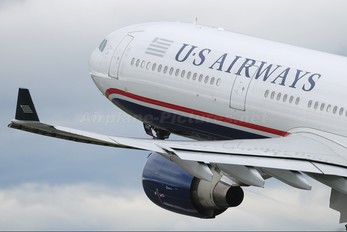 N275AY - US Airways Airbus A330-300