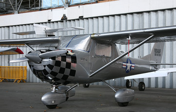 G-OIDW - Private Cessna 152