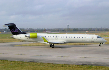 G-DUOC - Duo Canadair CL-600 CRJ-200