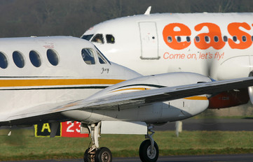 G-OMGI - Synergy Aviation Beechcraft 200 King Air