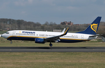 EI-CSR - Ryanair Boeing 737-800