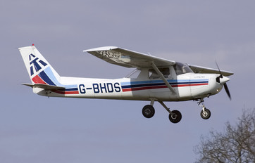 G-BHDS - Tayside Aviation Cessna 152