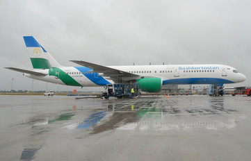 EI-LTO - Air Bashkortostan Boeing 757-200