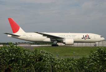 JA708J - JAL - Japan Airlines Boeing 777-200ER