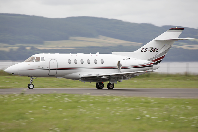 NetJets Europe (Portugal) CS-DRL aircraft at Dundee