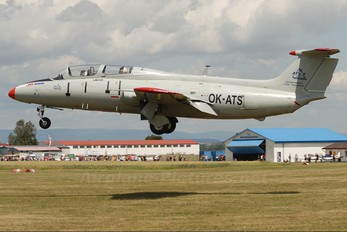 OK-ATS - Czech Jet Team Aero L-29 Delfín
