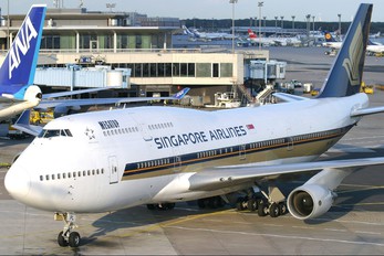 9V-SPL - Singapore Airlines Boeing 747-400
