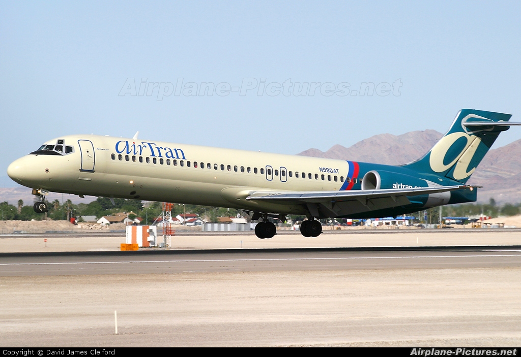 AirTran N990AT aircraft at Las Vegas - McCarran Intl
