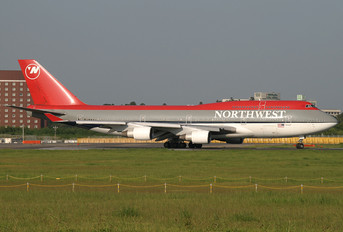 N665US - Northwest Airlines Boeing 747-400