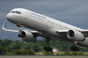 N67134 - Continental Airlines Boeing 757-200
