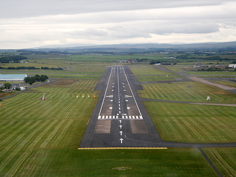 Airport Overview - Airport Overview - Runway, Taxiway at Prestwick