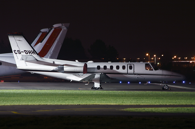 NetJets Europe (Portugal) CS-DHH aircraft at Dundee