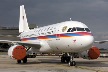 EK-RA01 - Armenia - Air Force Airbus A319 CJ