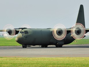 XV290 - Royal Air Force Lockheed Hercules C.3