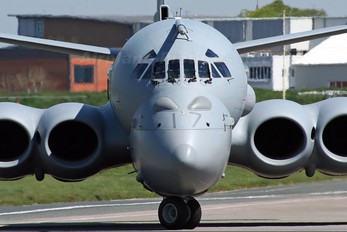 ZJ517 - Royal Air Force British Aerospace Nimrod MRA.4