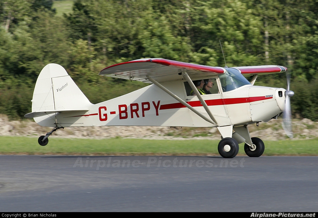 Private G-BRPY aircraft at Welshpool