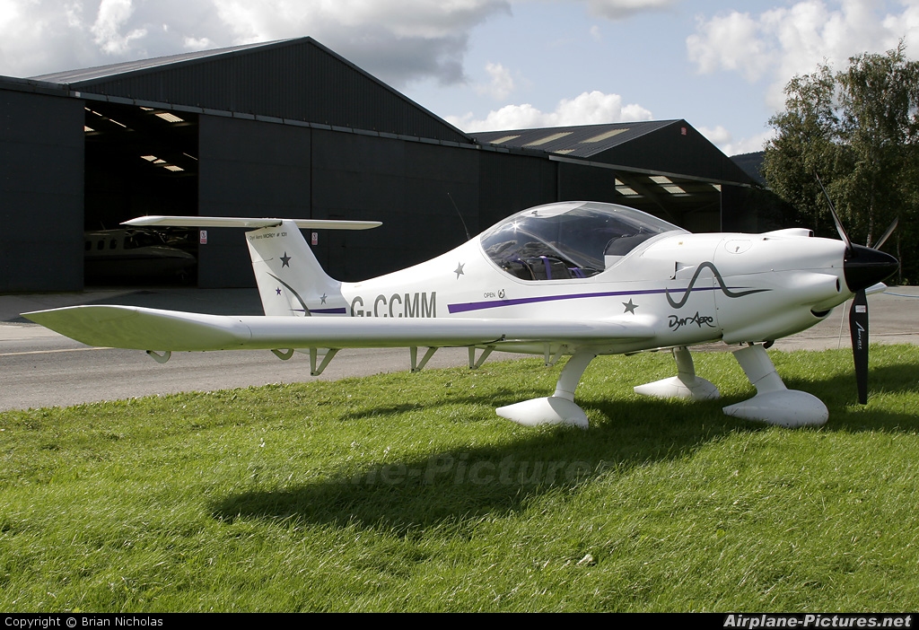 Private G-CCMM aircraft at Welshpool