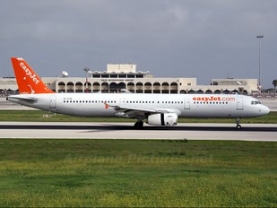 G-TTID - easyJet Airbus A321