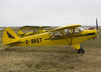 G-BKET - Private Piper PA-18 Super Cub