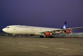 LN-RKG - SAS - Scandinavian Airlines Airbus A340-300