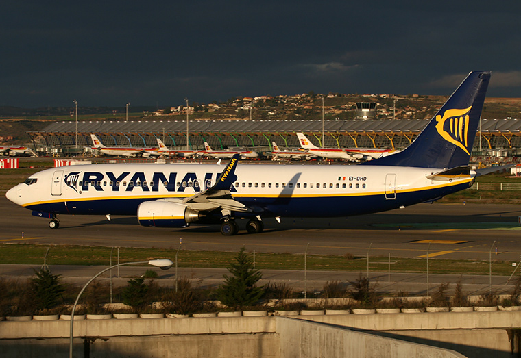 Ryanair EI-DHD aircraft at Madrid - Barajas