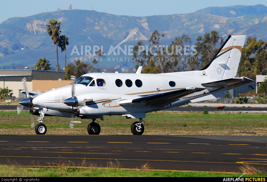 Private N904PA aircraft at Camarillo