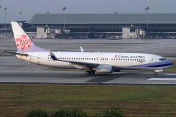 B-18609 - China Airlines Boeing 737-800