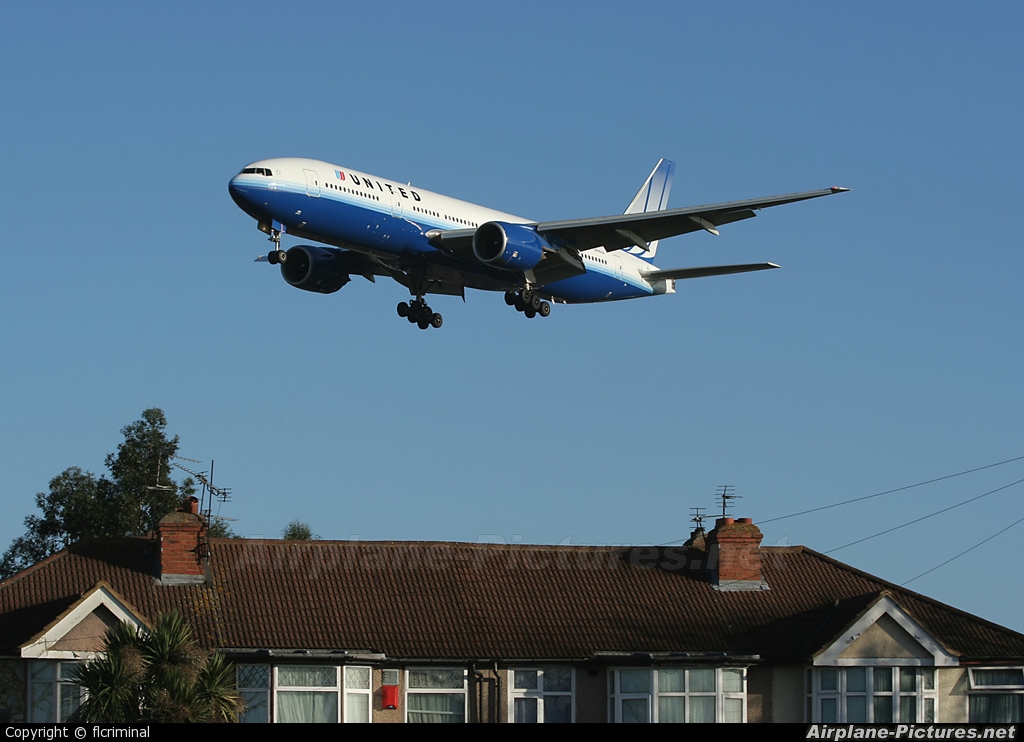 United Airlines N795UA aircraft at London - Heathrow
