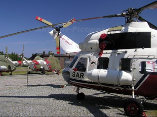 - - Poland - Navy Mil Mi-2