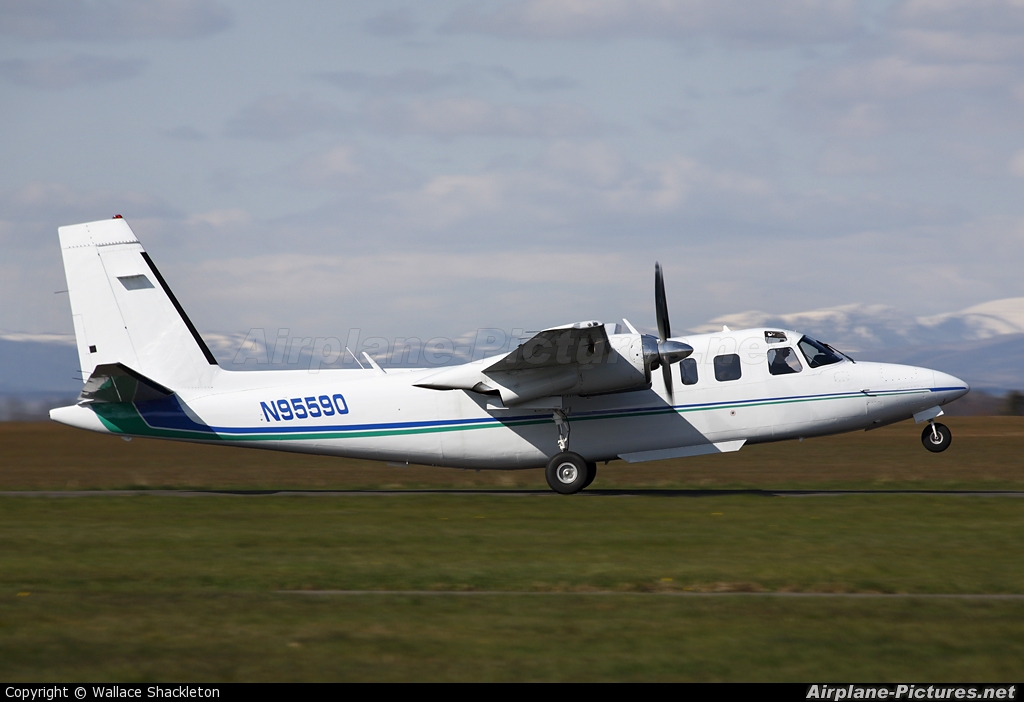 Finmap N95590 aircraft at Perth - Scone