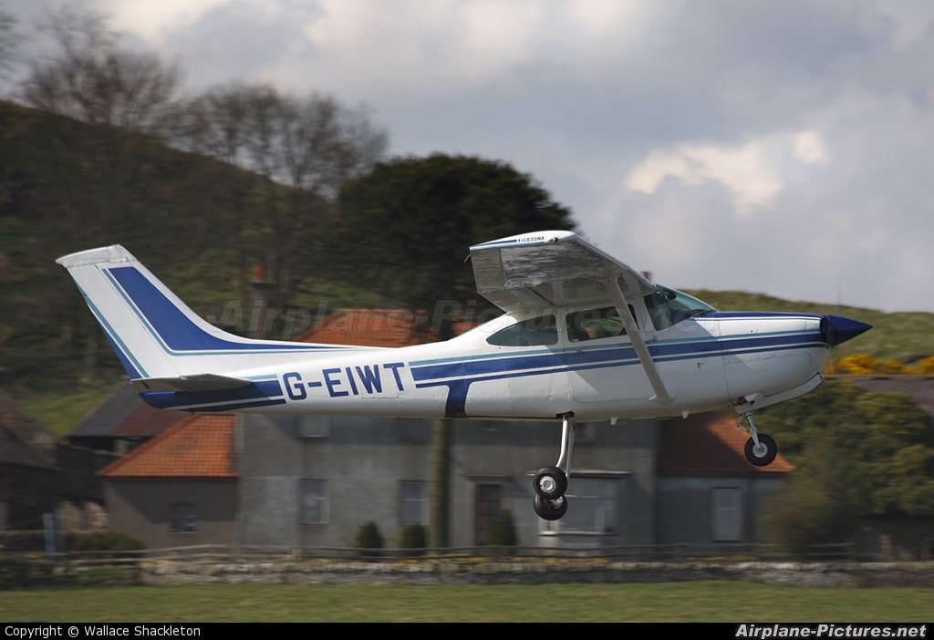 Private G-EIWT aircraft at Fife - Glenrothes