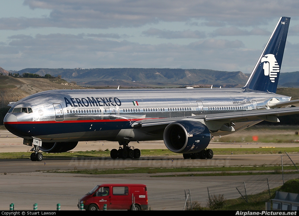 Aeromexico N746AM aircraft at Madrid - Barajas
