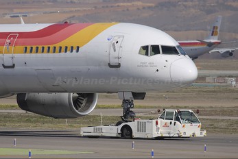 EC-HDR - Iberia Boeing 757-200