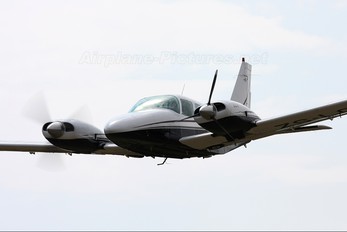 ZS-LGH - Private Piper PA-34 Seneca