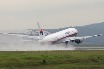 9M-MRJ - Malaysia Airlines Boeing 777-200ER