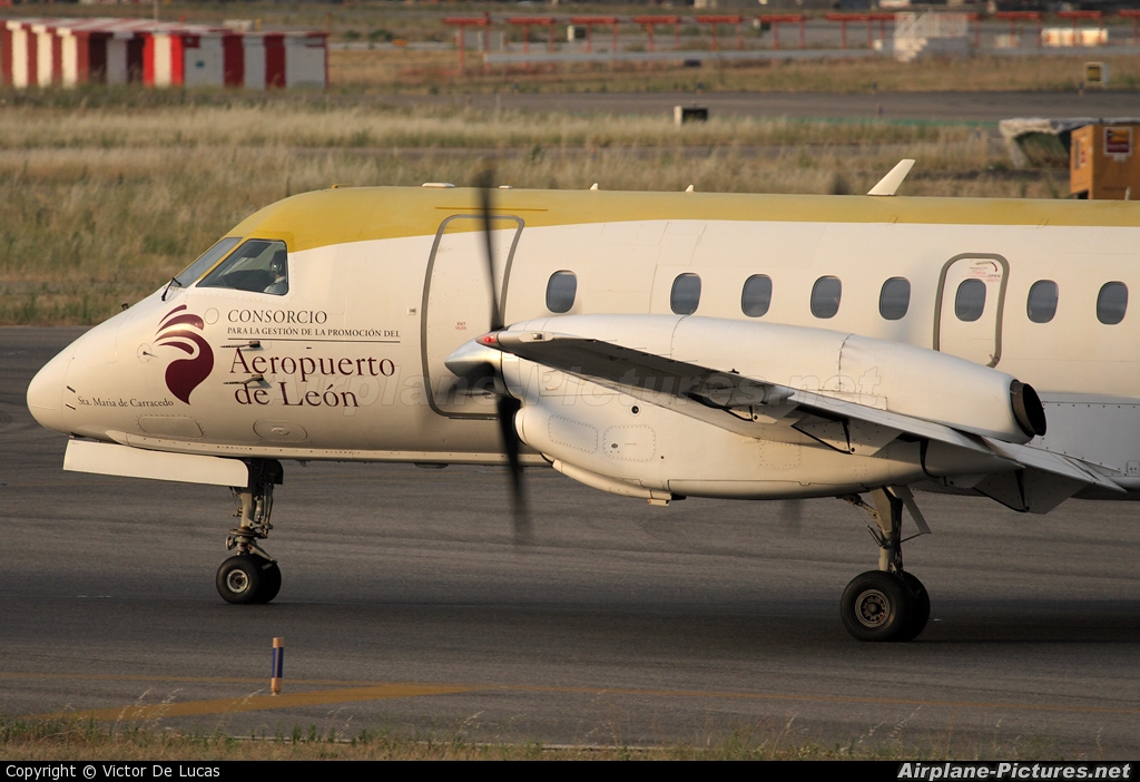 Lagunair EC-IRR aircraft at Madrid - Barajas