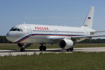 EI-DXY - Rossiya Airbus A320