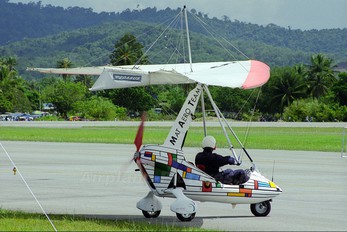 - - MAT Aero Team P & M Aviation Quasar
