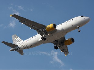 EC-KRH - Vueling Airlines Airbus A320
