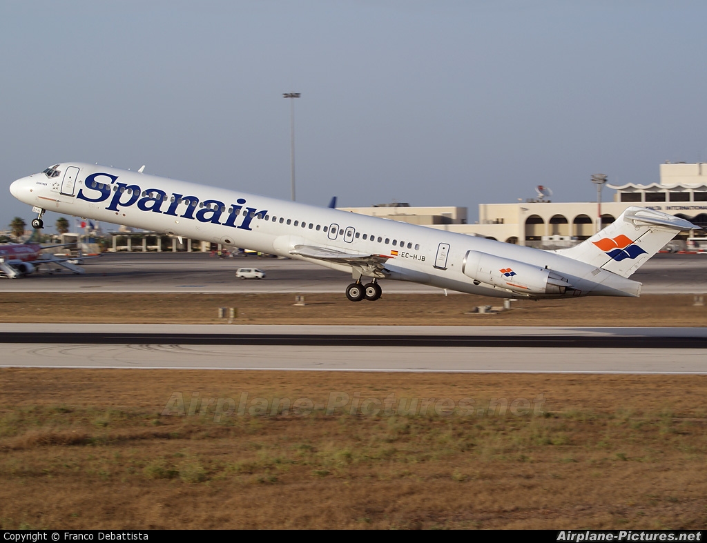 Spanair EC-HJB aircraft at Malta Intl