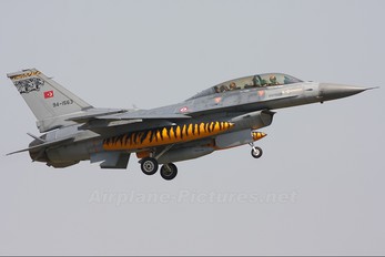 94-1563 - Turkey - Air Force General Dynamics F-16D Fighting Falcon