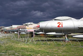 21 - Russia - Air Force Sukhoi Su-7BM